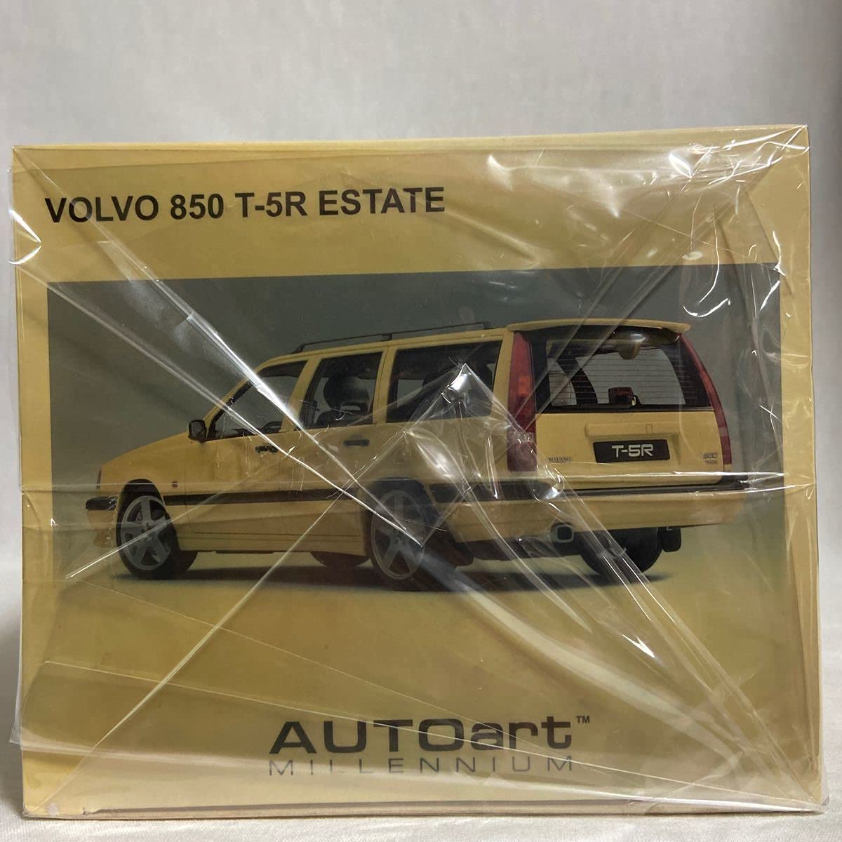 Amazon | AUTOart 1/18 VOLVO 850 T-5R ESTATE 1995 オートアート